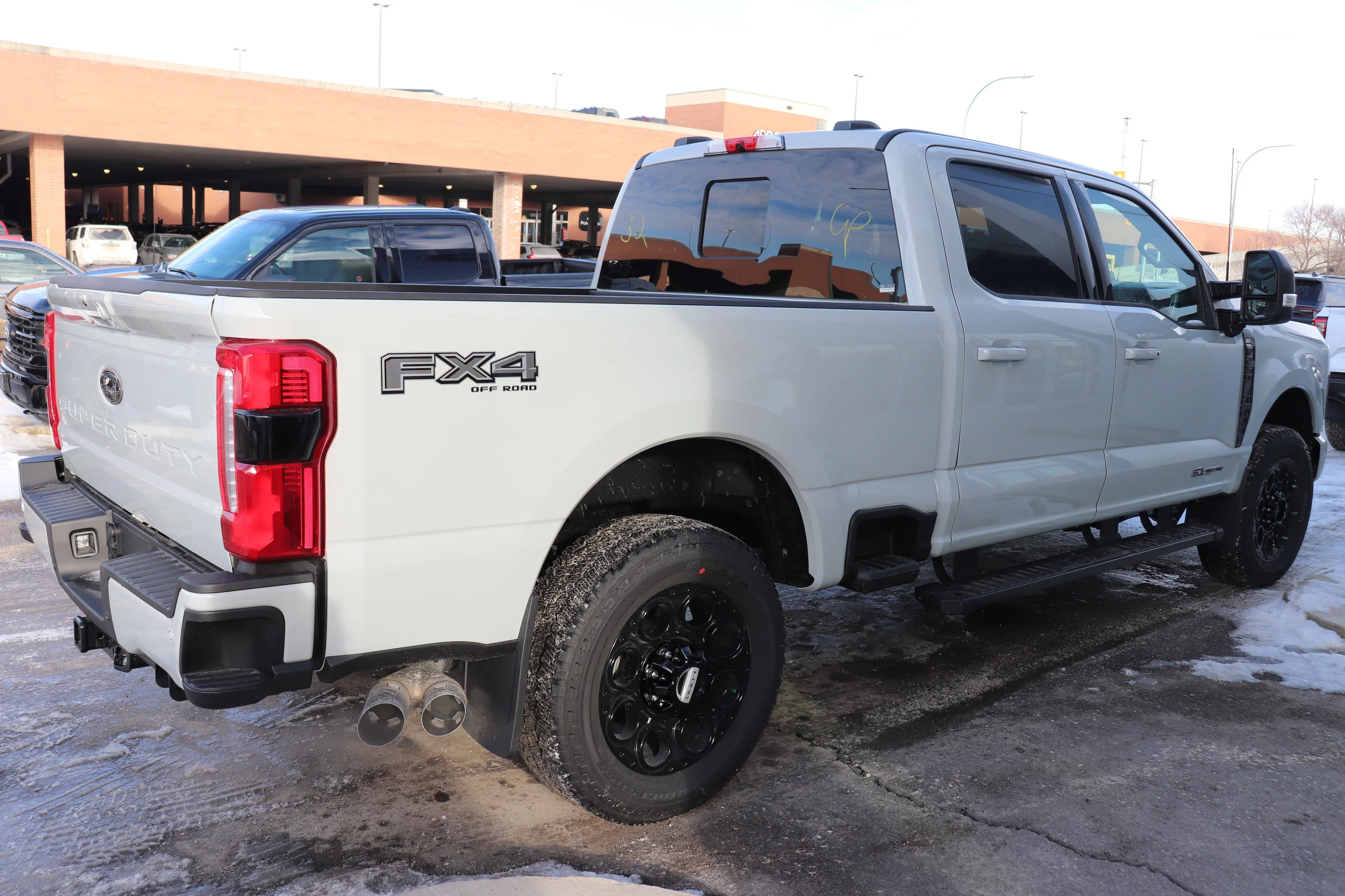 New 2026 Avalanche Ford XLT image 4