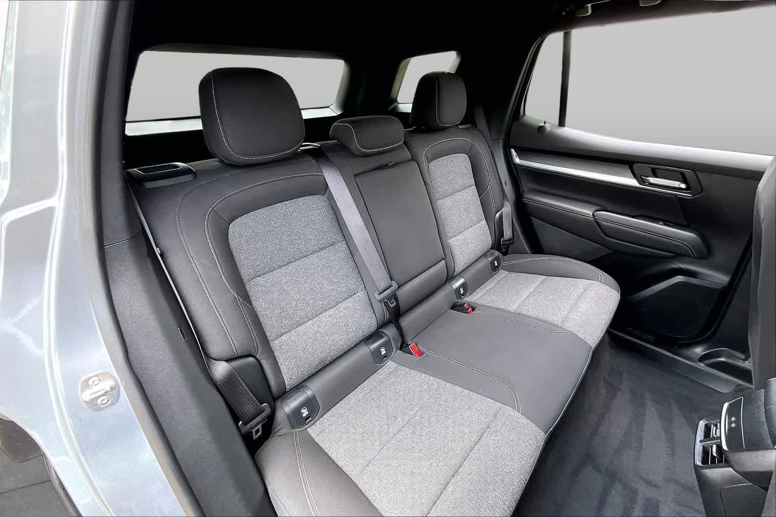 Used 2025 Sterling Metallic GMC FWD Elevation image 18