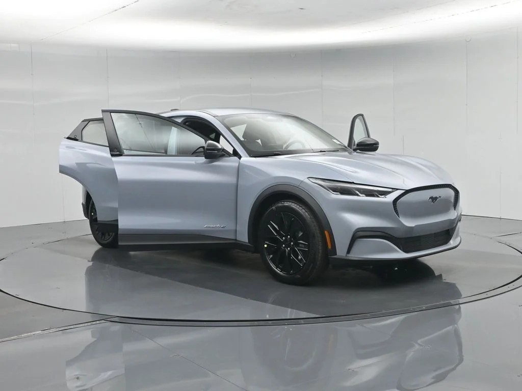 New 2026 Glacier Gray Metallic Tri-coat Ford Select image 30