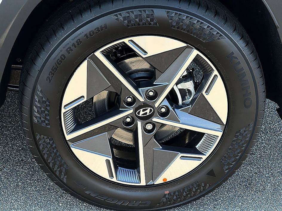 New 2026 Serenity White Pearl Hyundai SEL FWD image 5