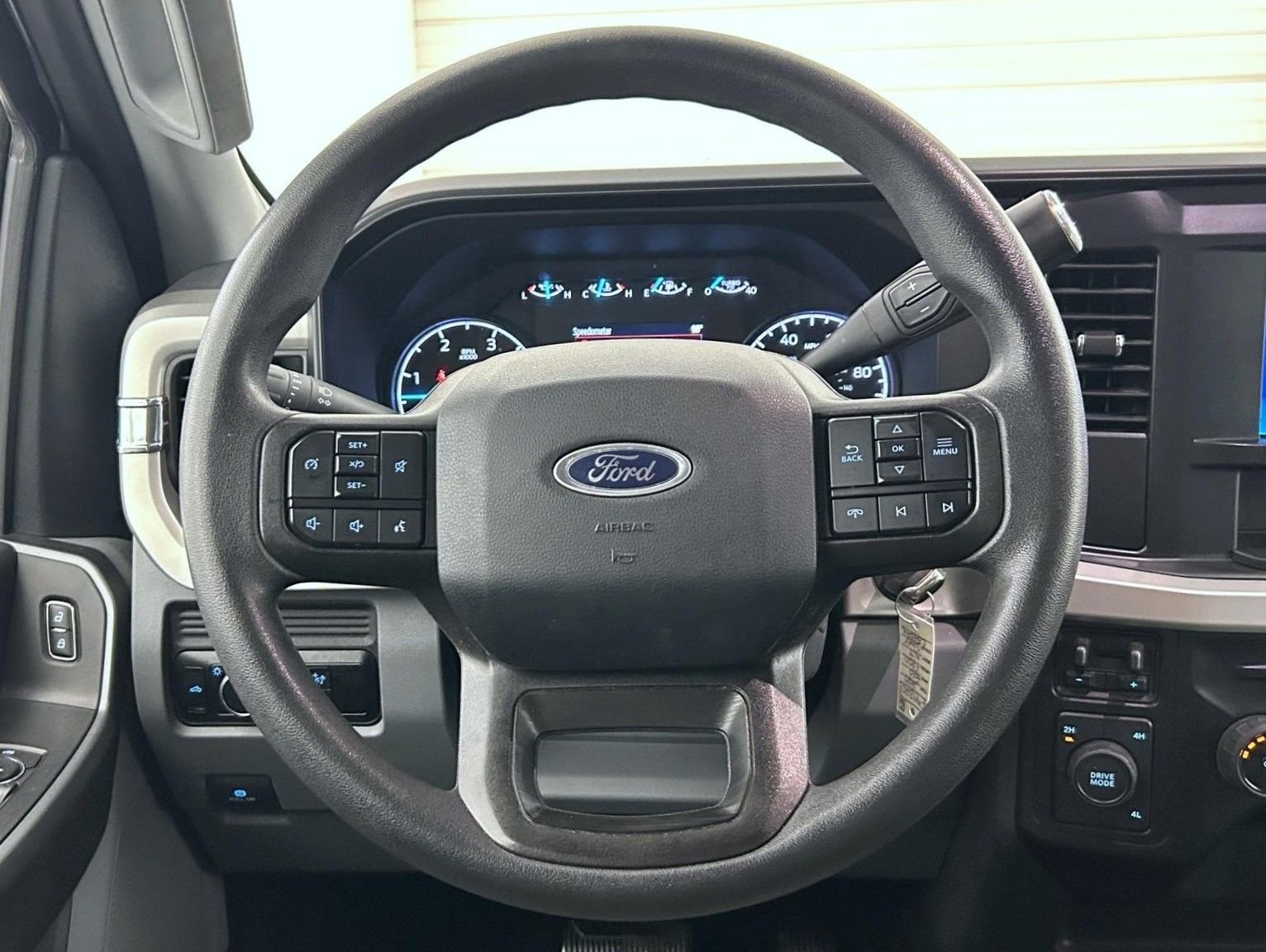 Used 2025 White Ford XLT image 11