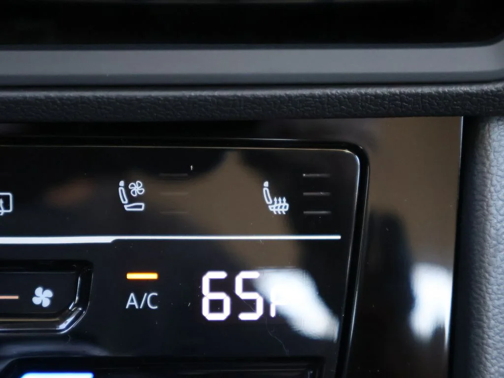2026 Volkswagen Jetta SEL - Photo 26