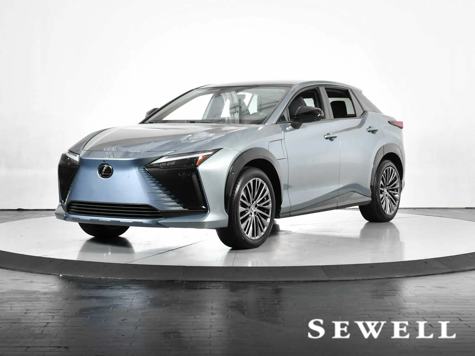 2023 Lexus RZ