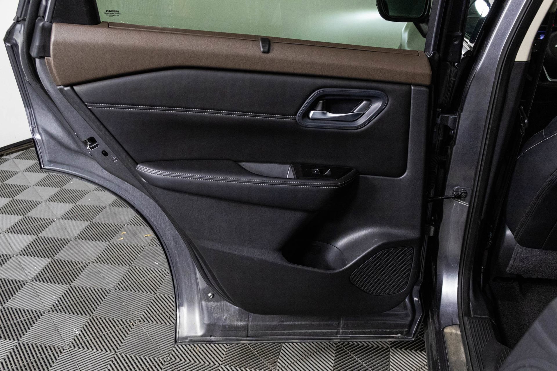 2023 NISSAN ROGUE - Image 36