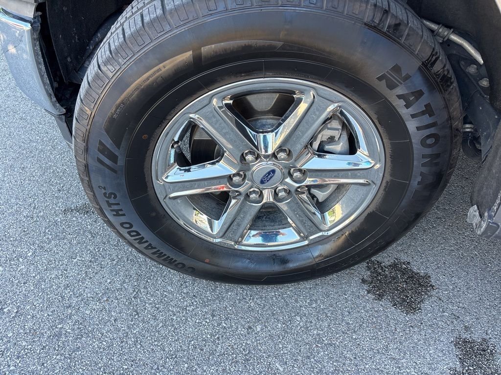 Used 2024 Gray Ford XLT image 44