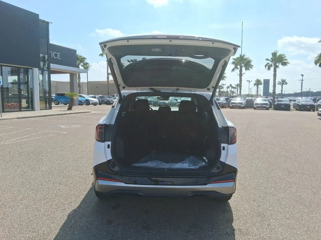 New 2026 White Kia SX-Prestige image 6