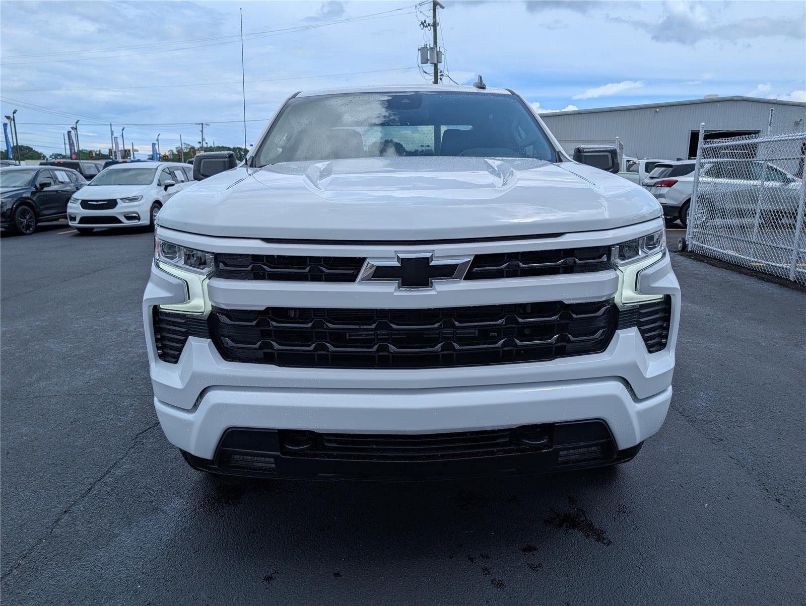 New 2026 Summit White Chevrolet RST image 12