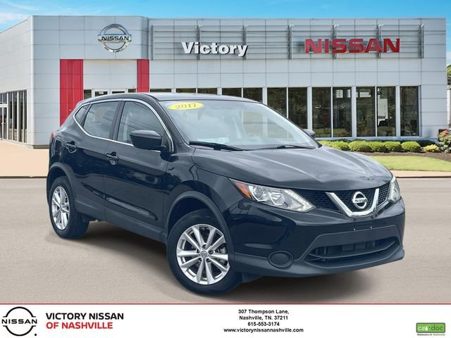 2017 Nissan Rogue Sport S AWD's photo