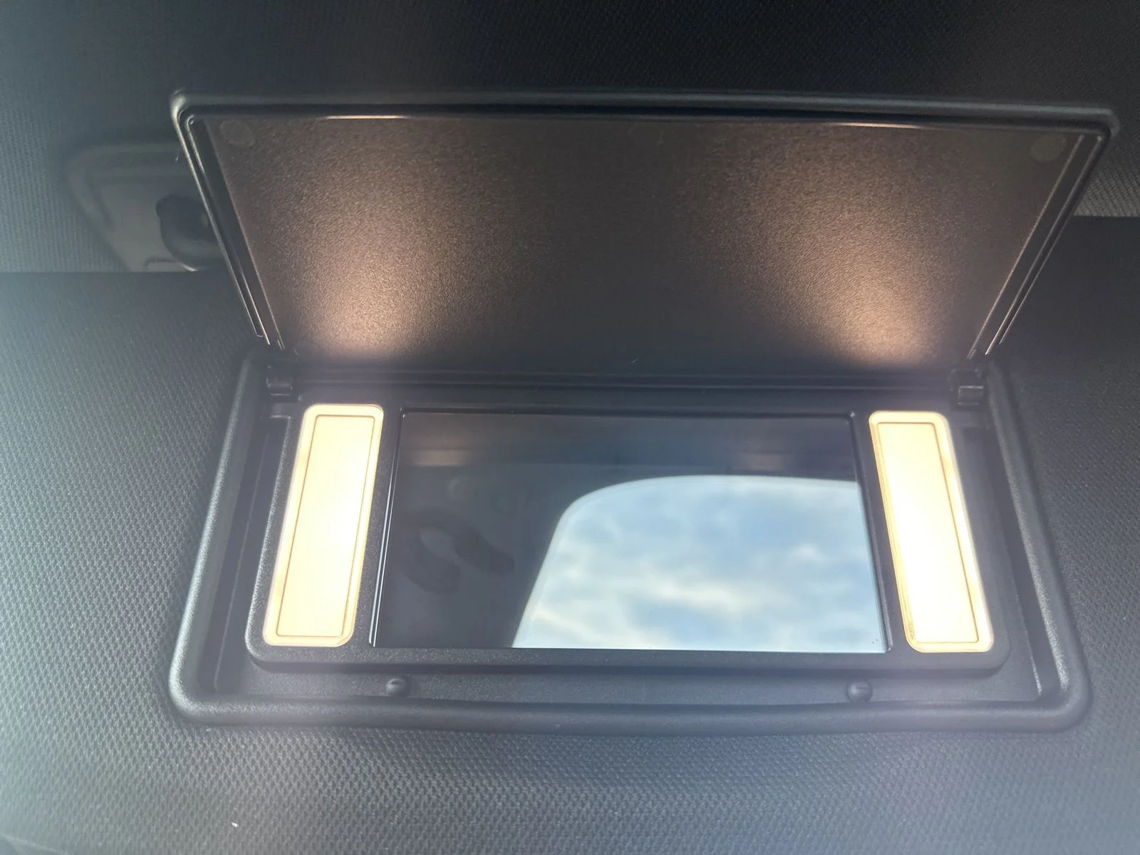 Used 2024 Black Jeep Overland image 34
