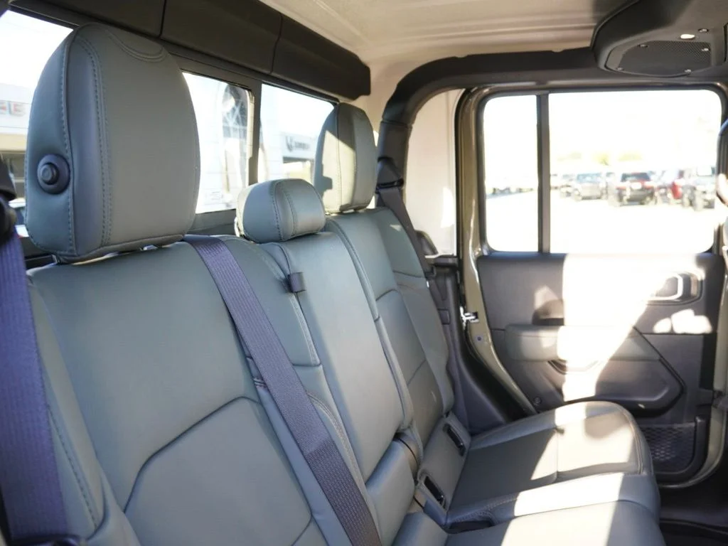 New 2026 41 Exterior Paint Jeep Mojave image 20
