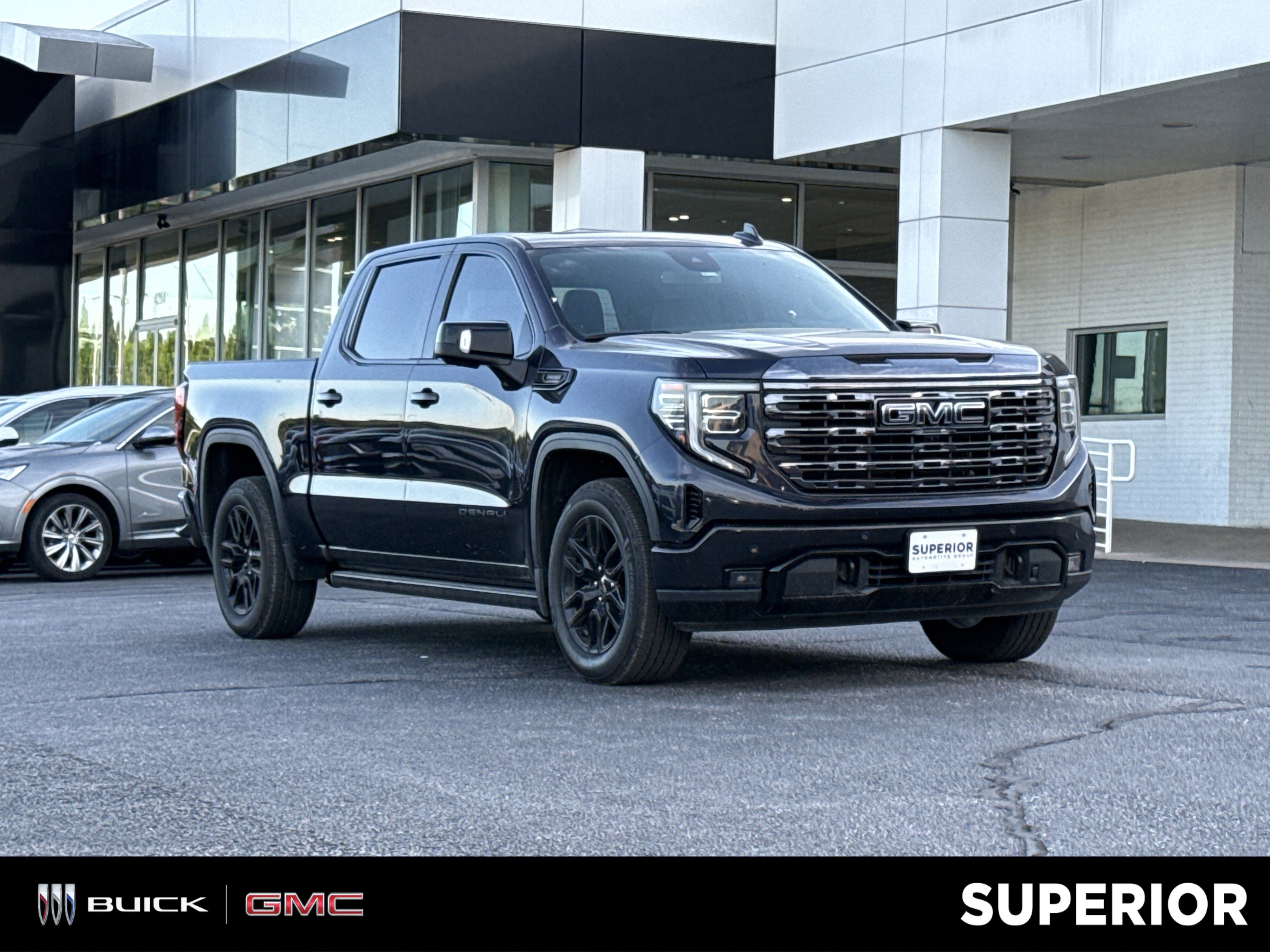 2022 GMC Sierra 4WD Crew Cab Short Box Denali's photo