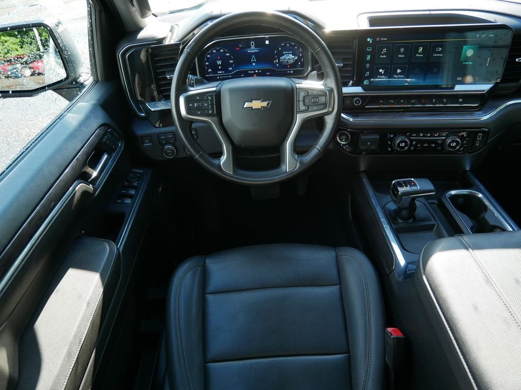 Used 2023 White Chevrolet LTZ image 11