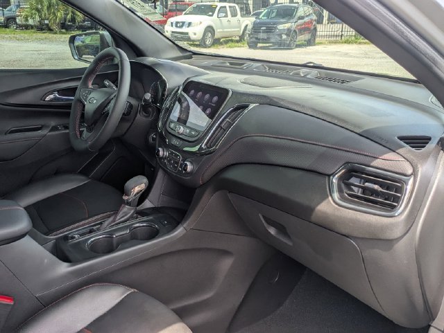 Used 2024 Gray Chevrolet RS image 31