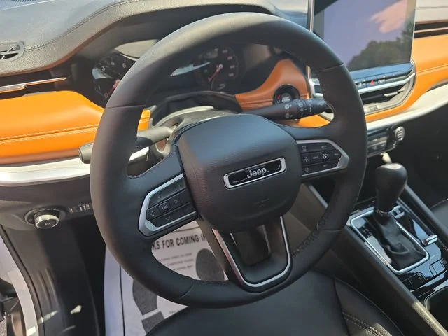 Used 2025 White Jeep Limited image 16
