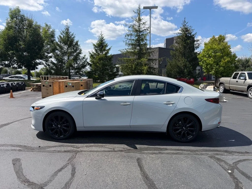 Used 2026 White Mazda 2.5 S Select Sport image 2