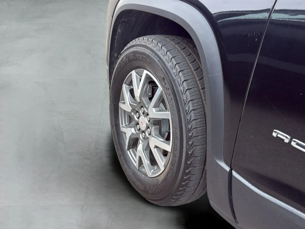 Used 2023 Black GMC SLE image 15