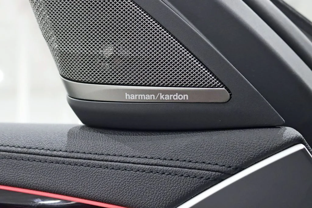 Used 2023 Red BMW Base image 34