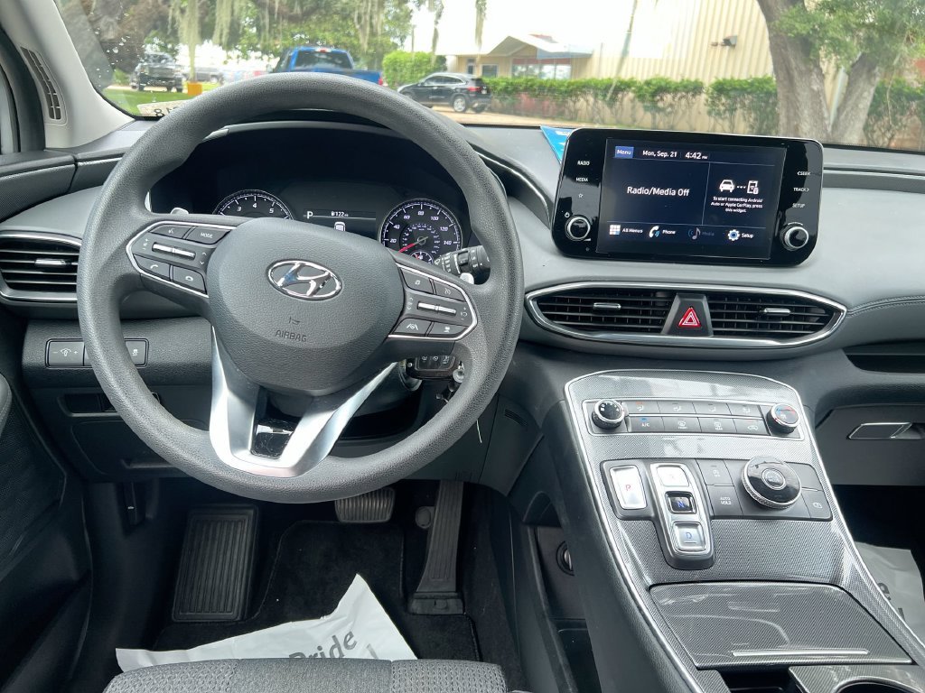Certified Used 2023 Silver Hyundai SE image 11