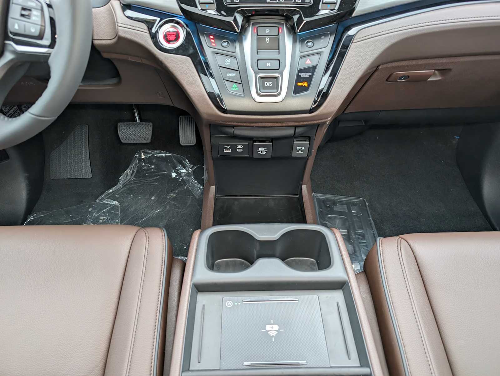 New 2026 Platinum White Pearl Honda Touring image 13