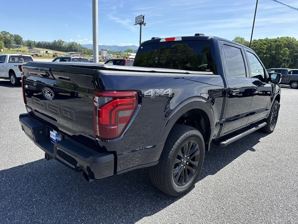 Used 2025 Blue Ford Lariat image 7