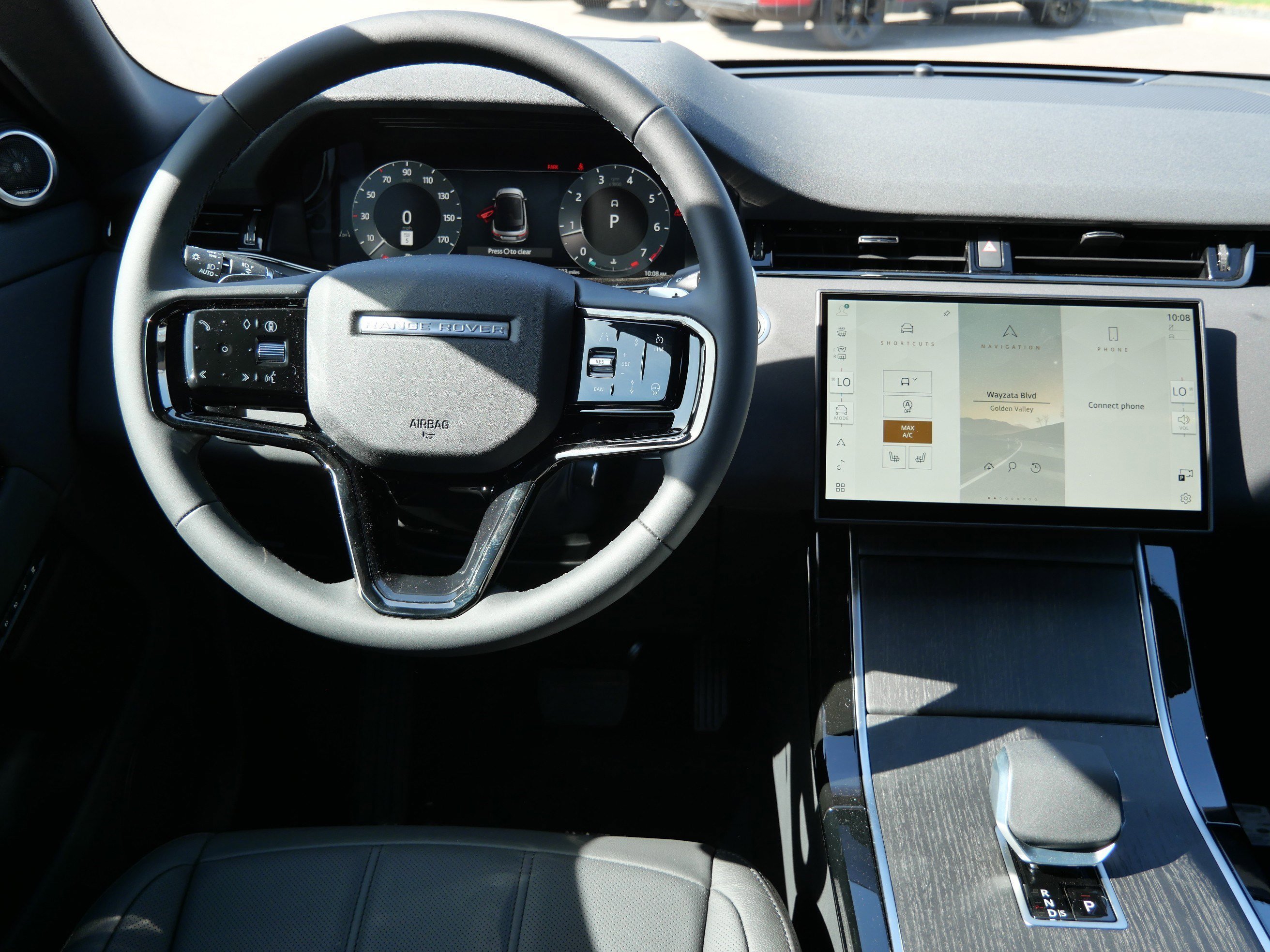 New 2026 Santorini Black LAND ROVER S image 9