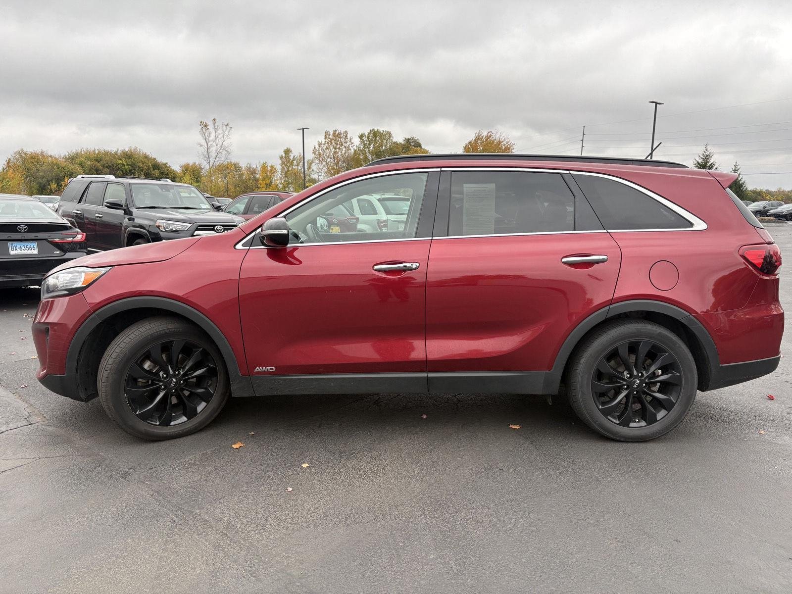 Used 2020 Passion Red Kia S V6 image 8