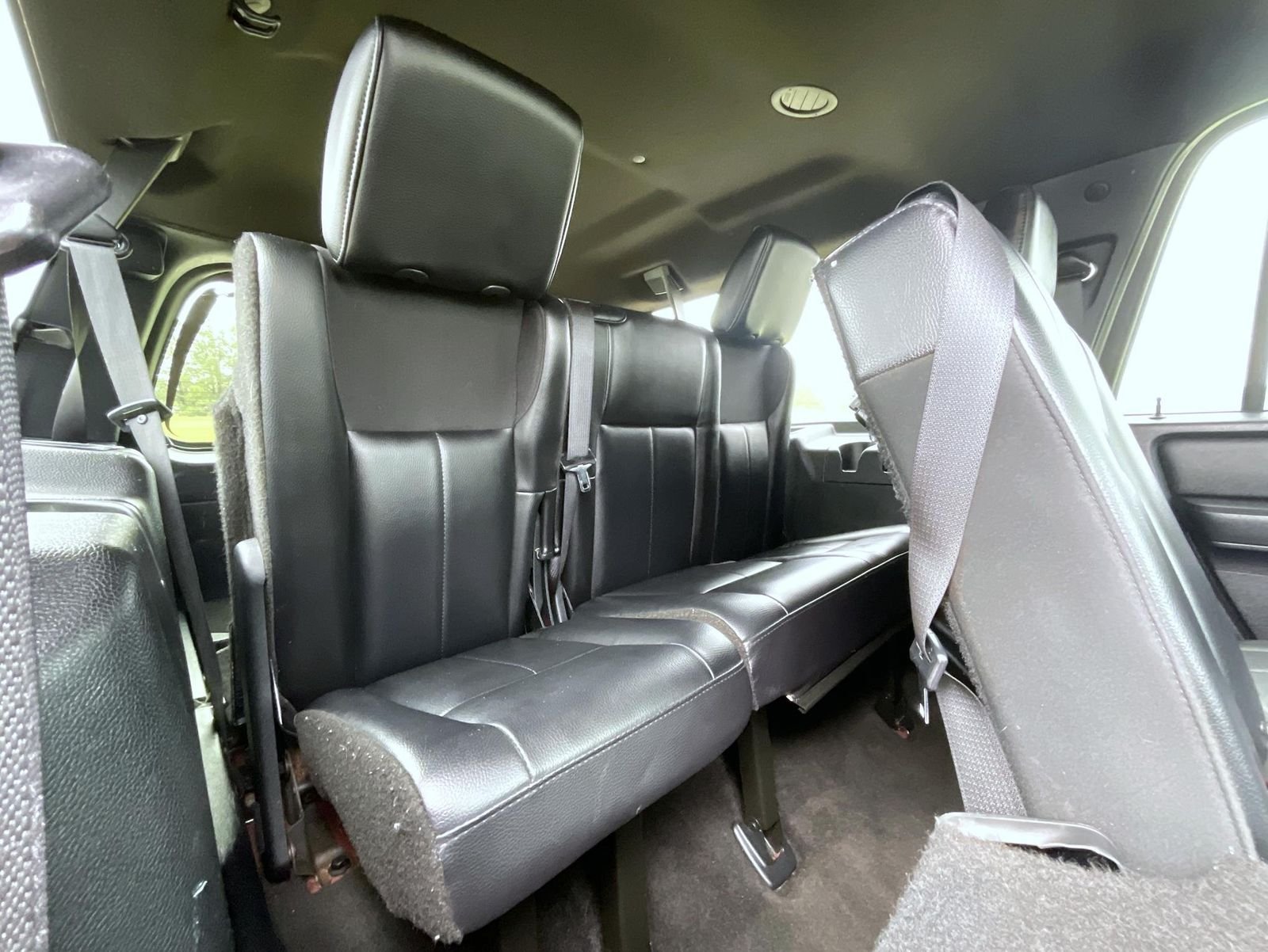 Used 2015 Red Ford Limited image 21
