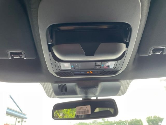 New 2026 Carbonized Gray Metallic Ford XLT image 47