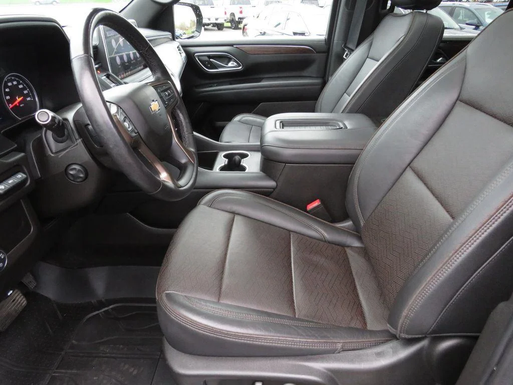 Used 2021 Black Chevrolet High Country image 21