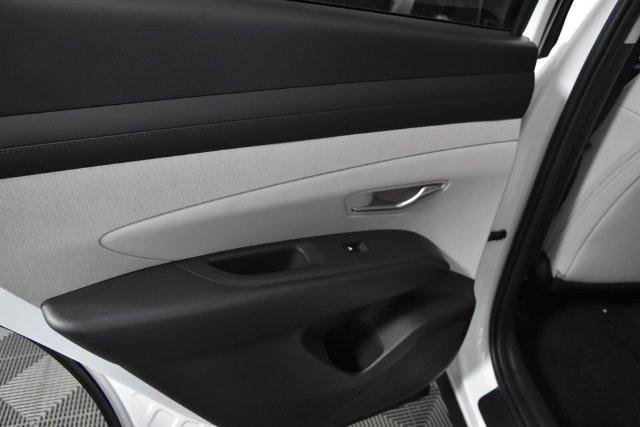 New 2026 White Hyundai SEL Premium AWD image 76