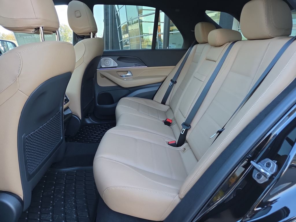 Certified Used 2026 Black Mercedes-Benz GLE 450 image 12