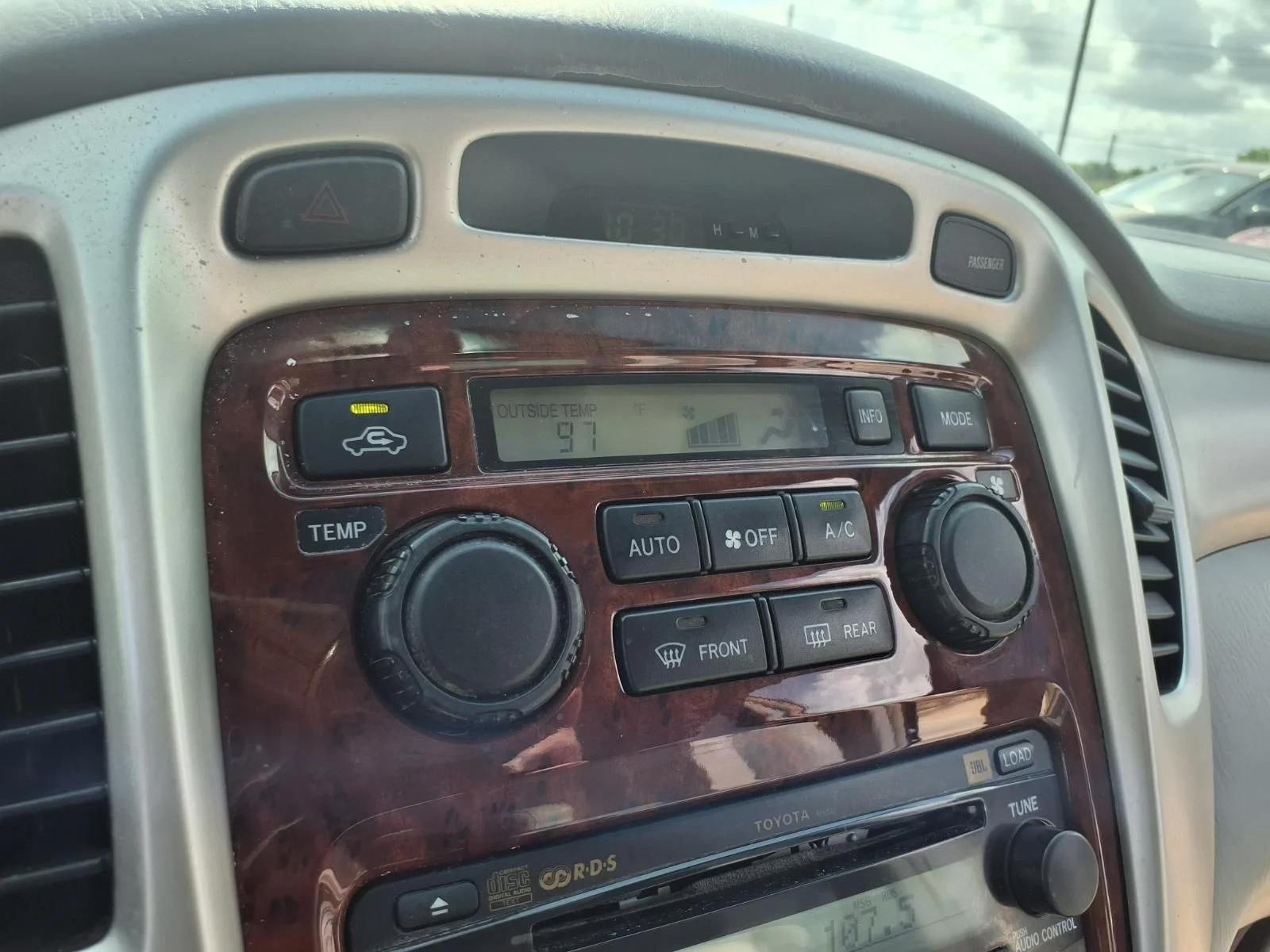 Used 2007 Black Toyota Limited image 22