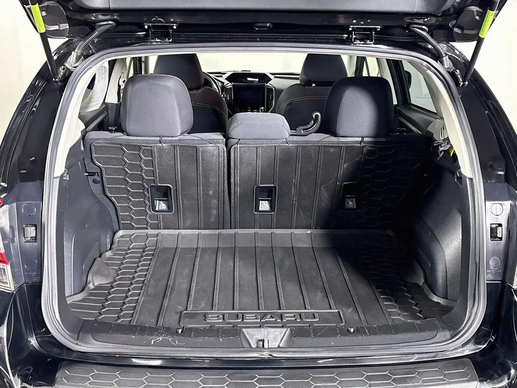 Used 2022 Black Subaru Premium image 21