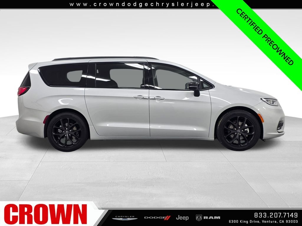 Used 2026 Silver Chrysler Limited image 8