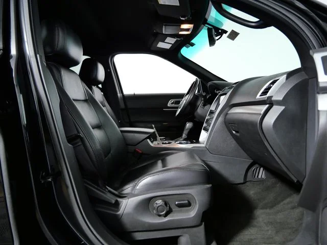 Used 2012 Black Ford XLT image 10