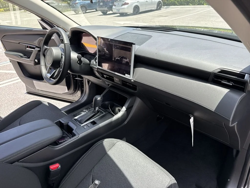 New 2026 Machine Gray Metallic Mazda 2.5 S AWD image 32