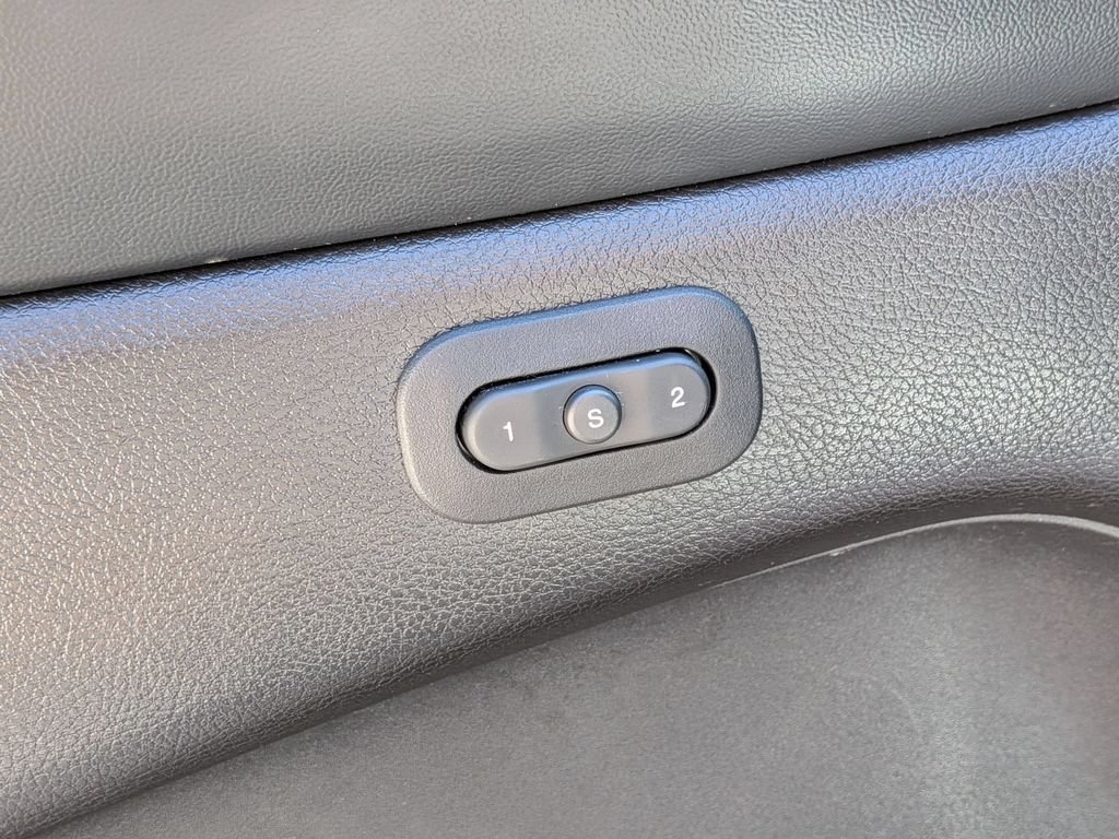 Used 2021 White Jeep Limited X image 13