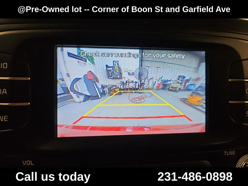 Used 2019 Red Kia Base image 23