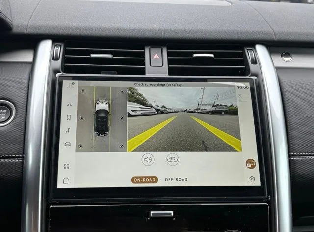 New 2026 Carpathian Grey Land Rover Dynamic SE image 29
