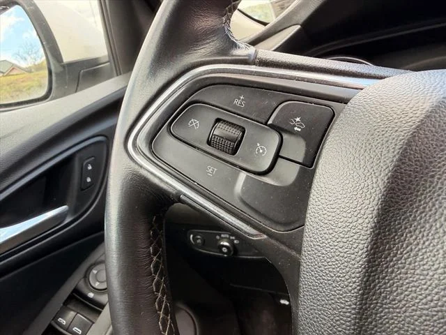 Used 2021 White Buick Preferred image 13