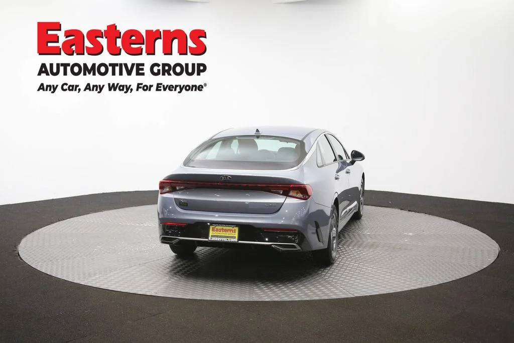 Used 2021 Silver Kia LXS image 37