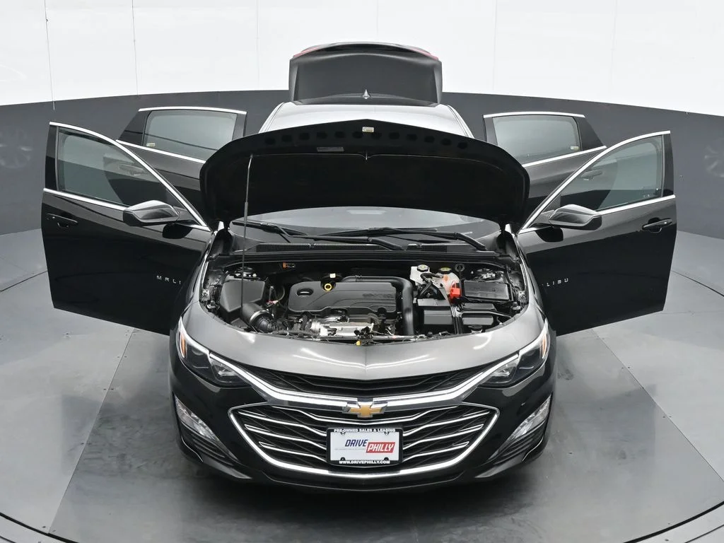Used 2025 Black Chevrolet LT image 34