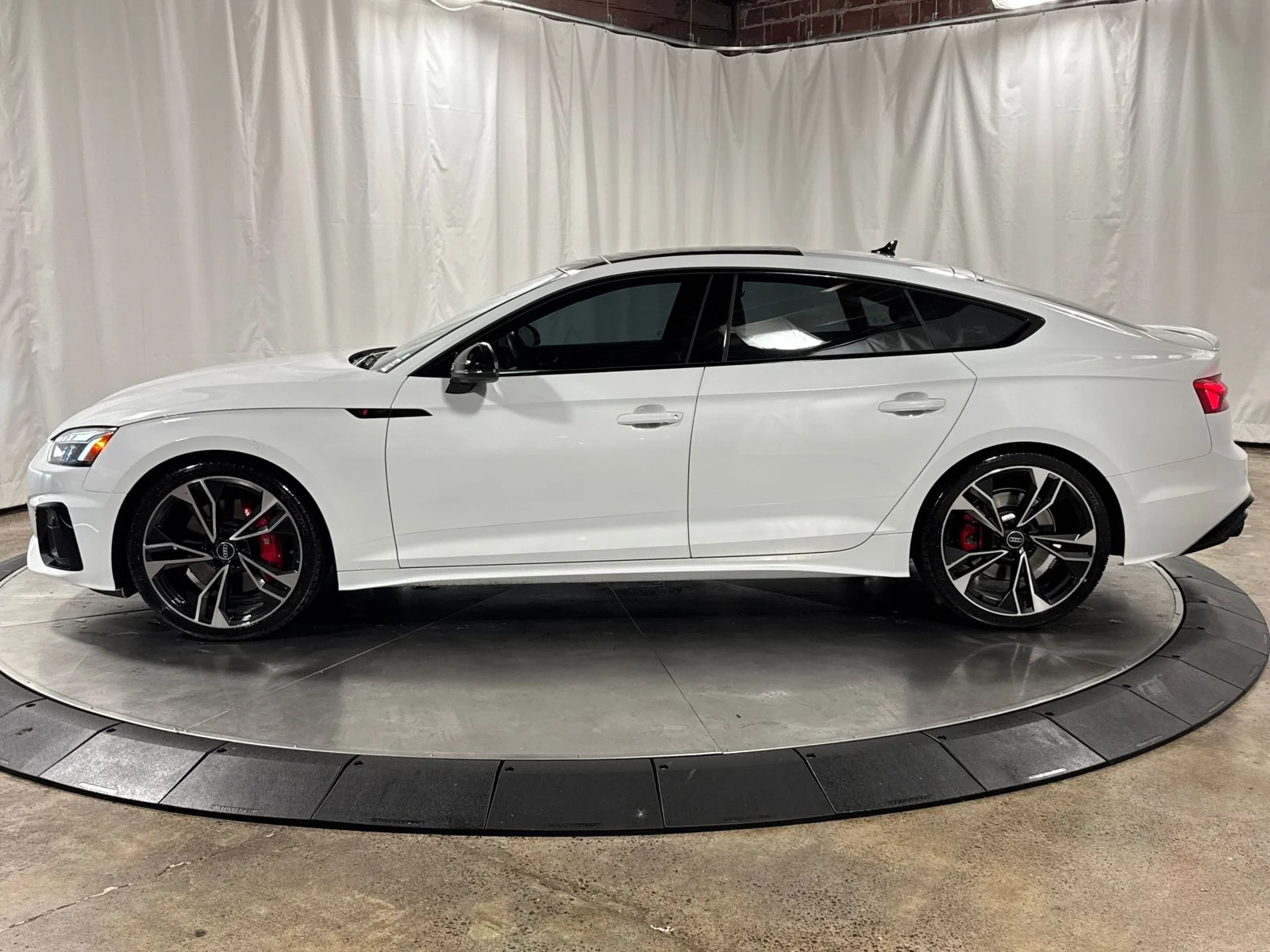 Used 2023 Glacier White Metallic Audi quattro image 8