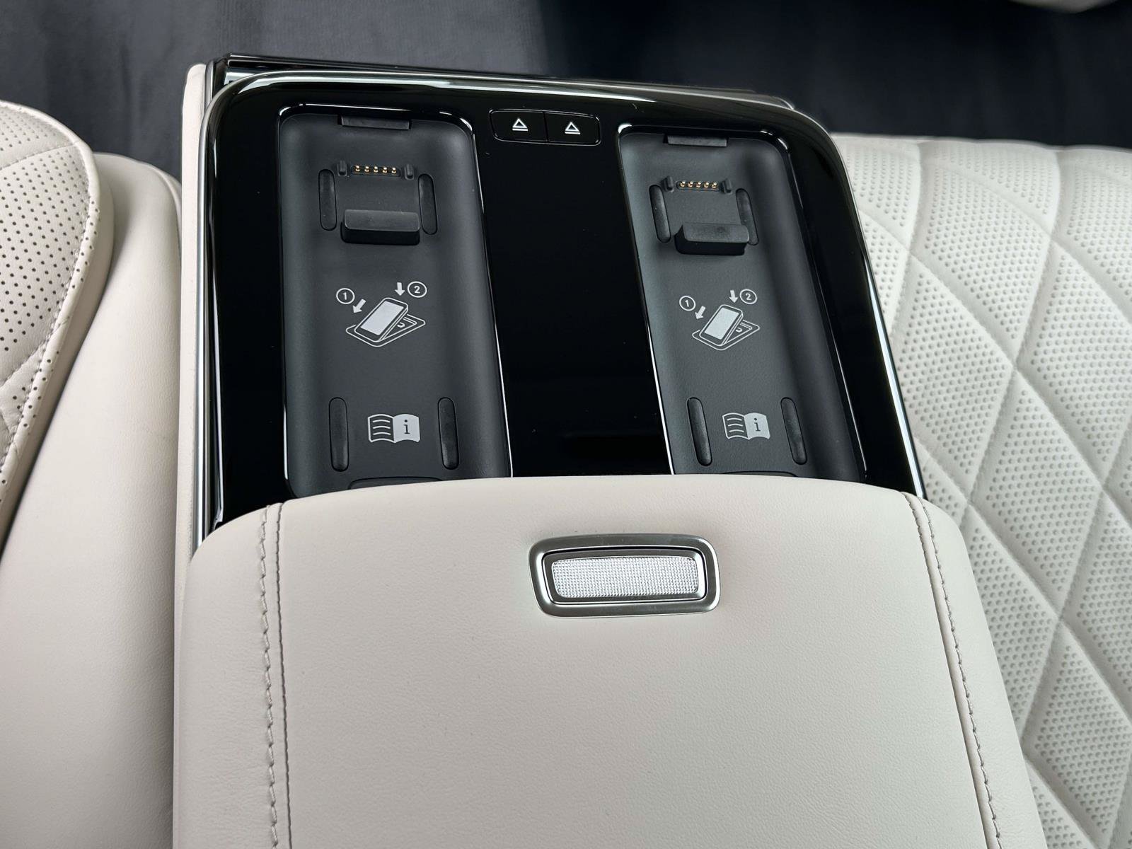 New 2027 Emerald Green Metallic Mercedes-Benz S 580 4MATIC® Sedan image 37