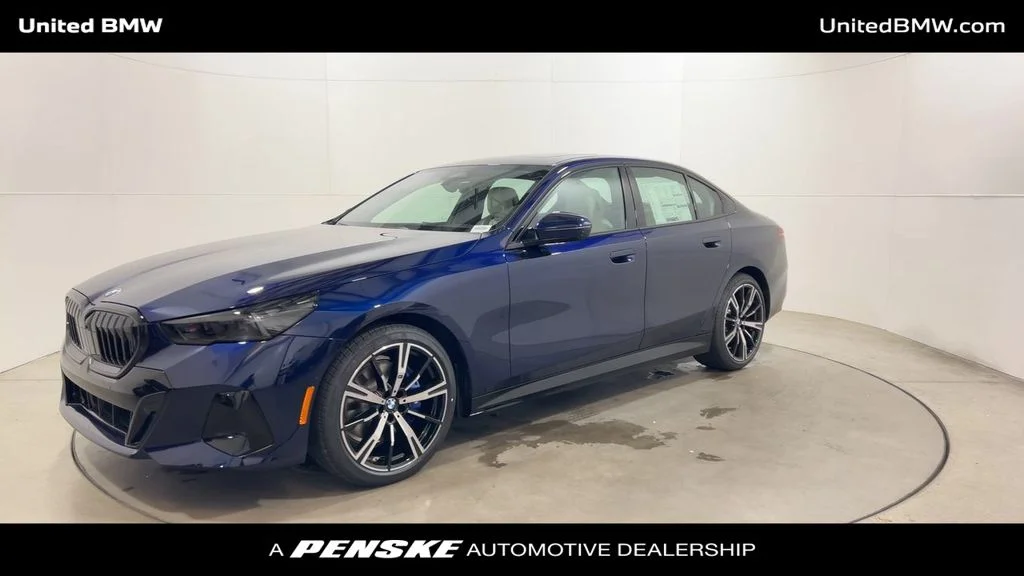 Used 2026 Tanzanite Blue II Metallic BMW 530i image 4