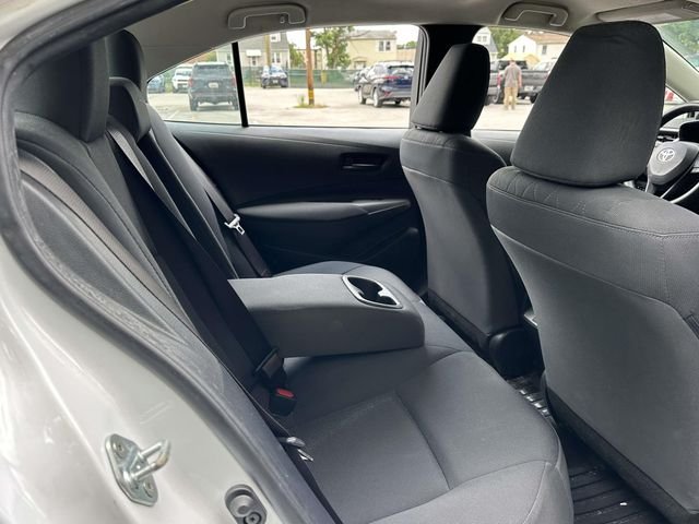Used 2023 White Toyota LE image 13