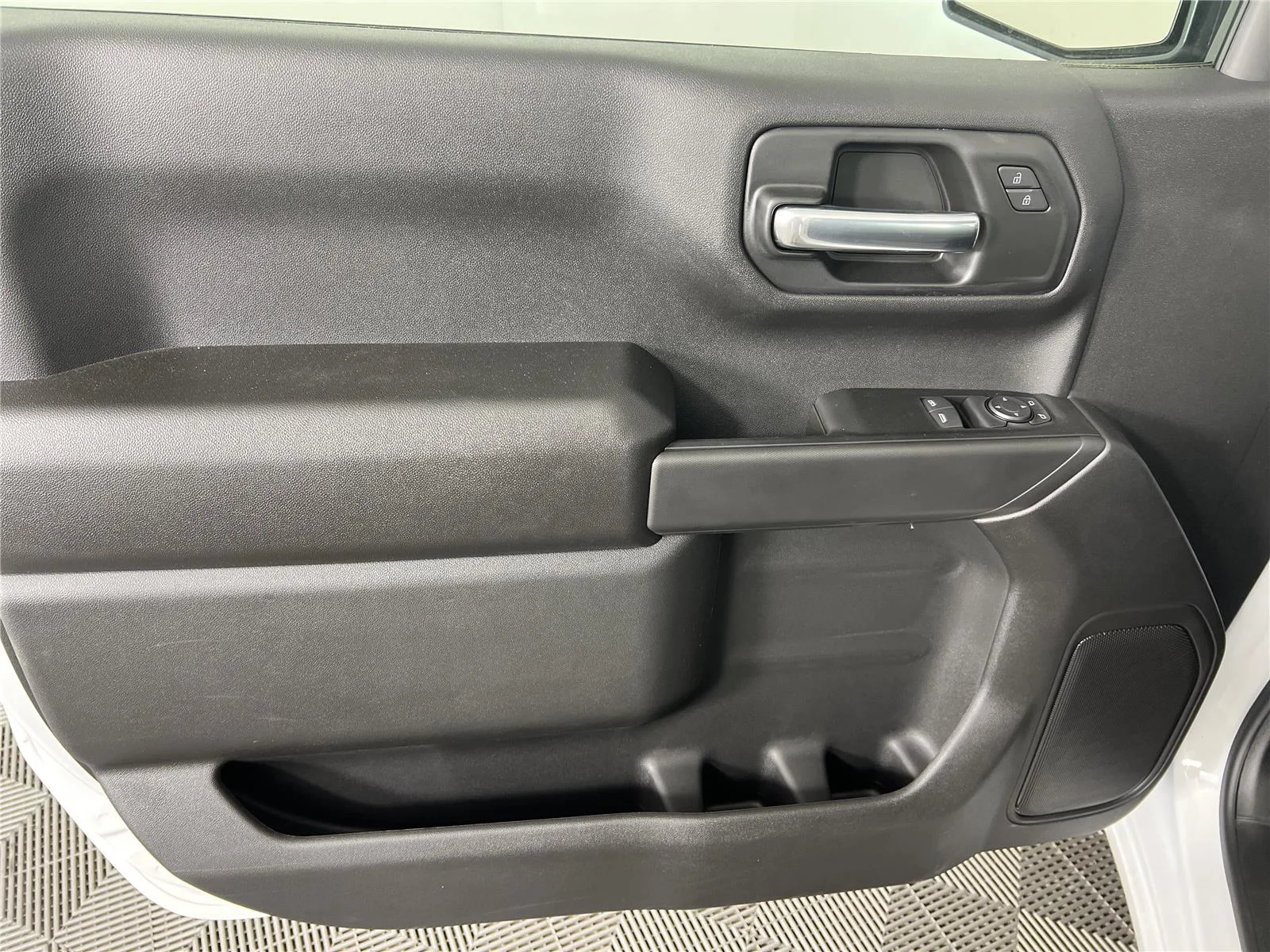 2026 GMC Sierra 1500 Pro - Photo 8