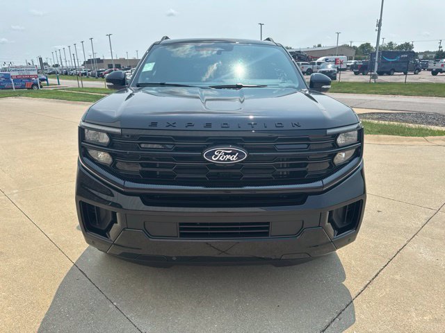 New 2027 Agate Black Metallic Ford Platinum image 40