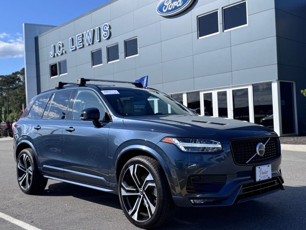 2021 Volvo XC90 R-Design