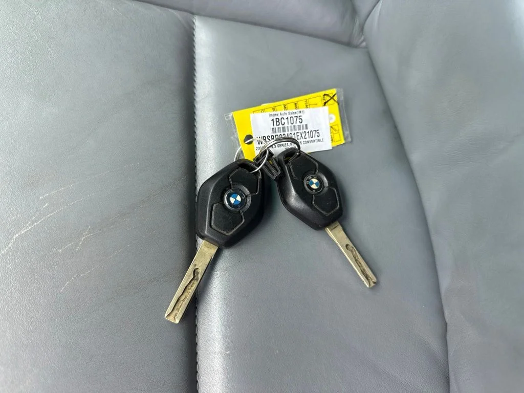 Used 2001 Silver BMW Base image 21